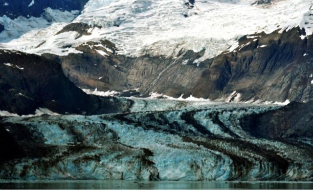 网络图片(侵删) 网络图片(侵删)