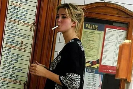 网络图片(侵删) 网络图片(侵删)