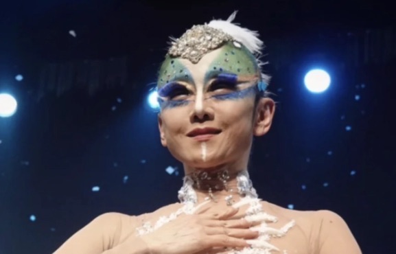 网络图片(侵删) 网络图片(侵删)