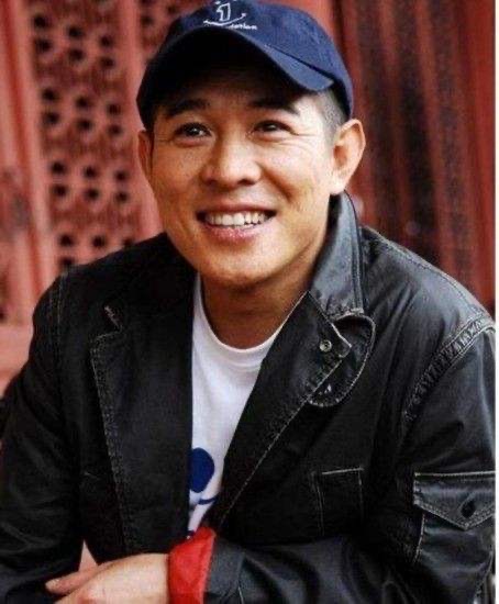 网络图片(侵删) 网络图片(侵删)